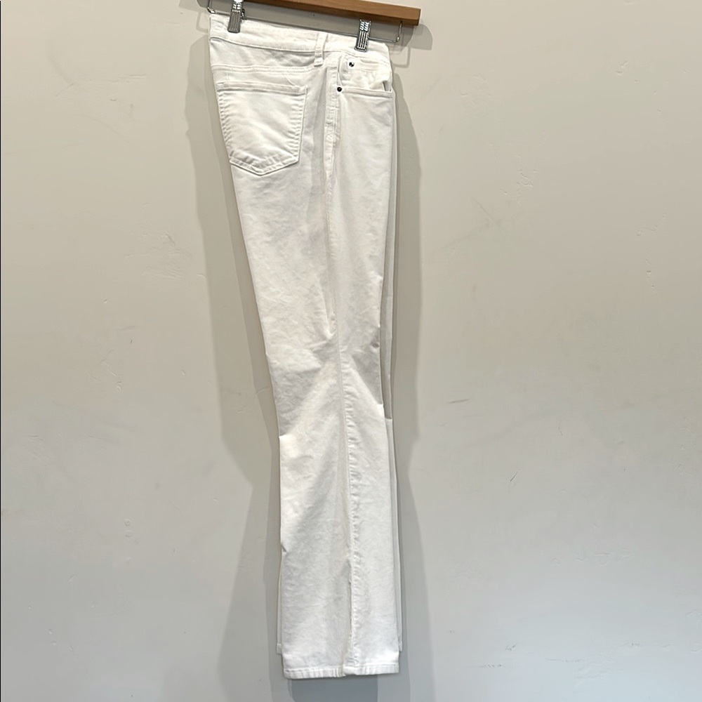 Kut from the kloth Ivory Corduroy Bootleg pants in size 4P.